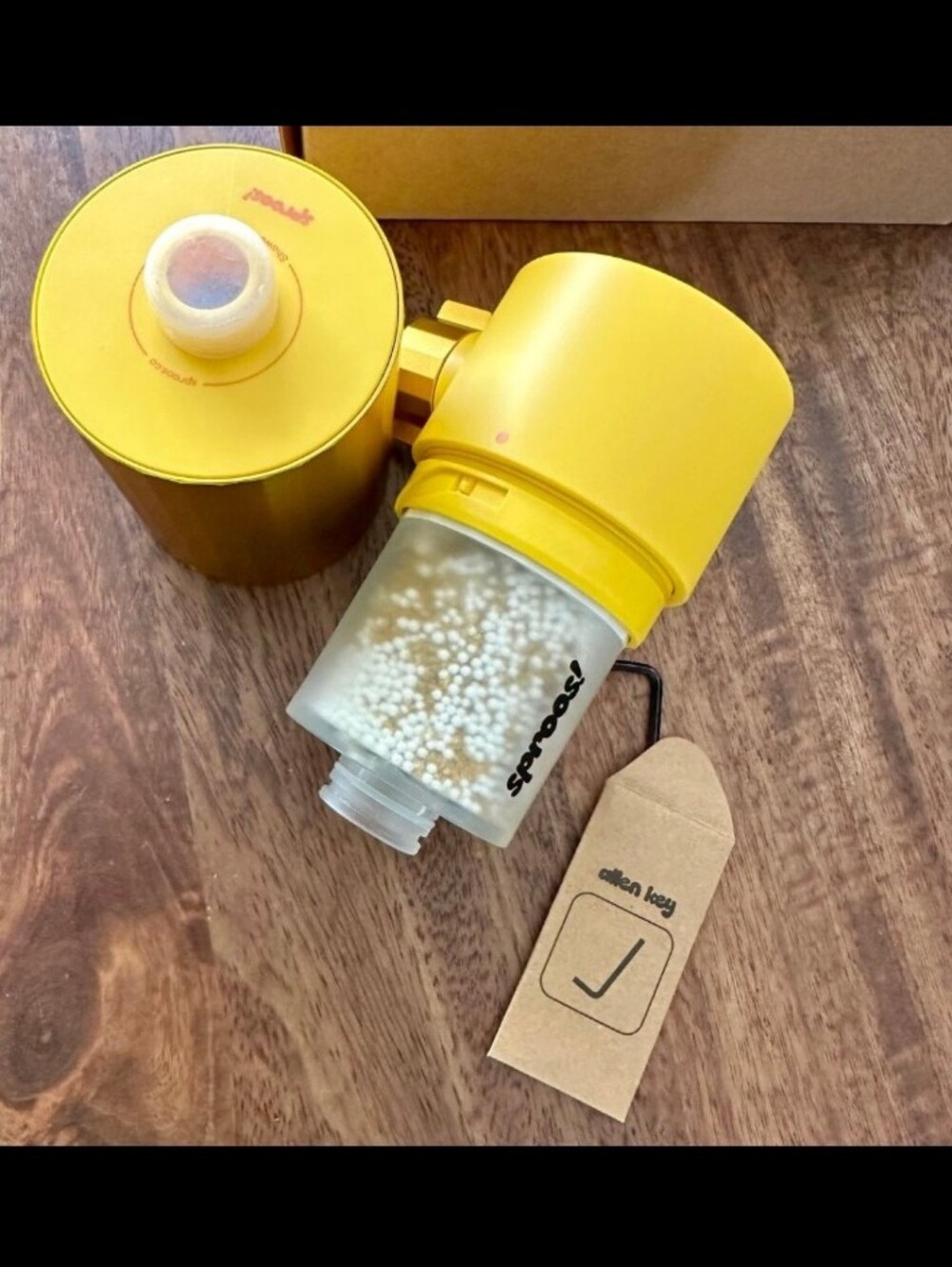 sproos! shower filter body : yellow : Brand New*